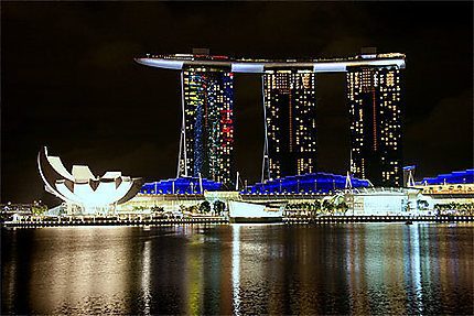 Marina Bay Sands : un homme paie le prix fort pour ses intentions malhonnêtes