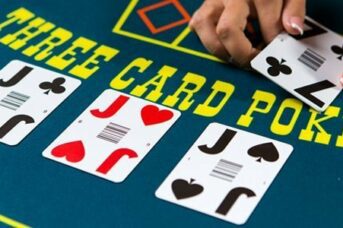 evolution gaming Triple Card Poker