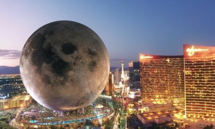Un complexe inspiré de la lune sur le Strip de Las Vegas