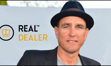 Vinnie Jones : le croupier exclusif de Real Dealer Studios